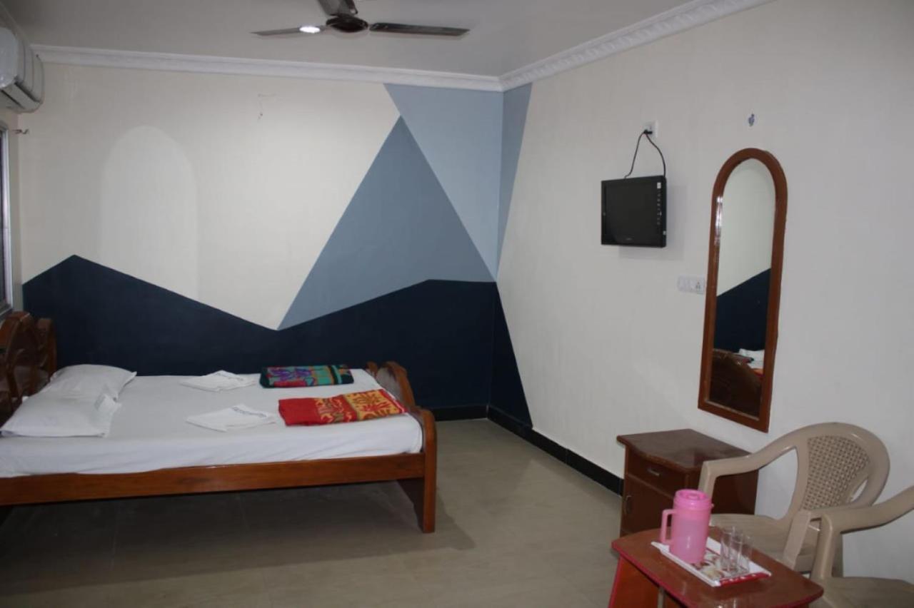 Hotel Sudhiksha Deluxe Rameshwaram Ngoại thất bức ảnh