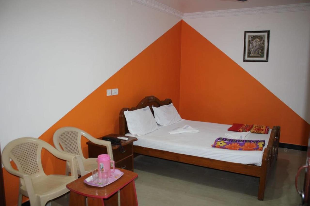 Hotel Sudhiksha Deluxe Rameshwaram Ngoại thất bức ảnh