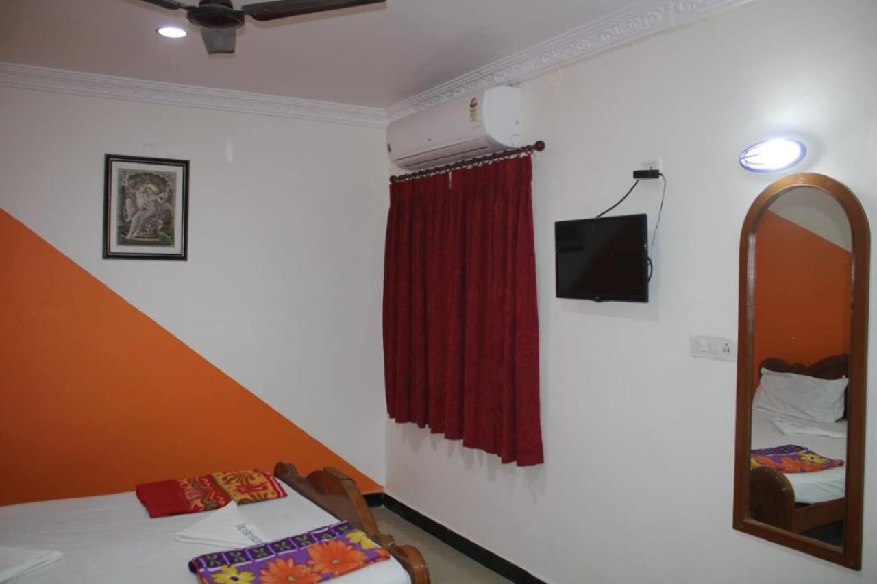 Hotel Sudhiksha Deluxe Rameshwaram Ngoại thất bức ảnh