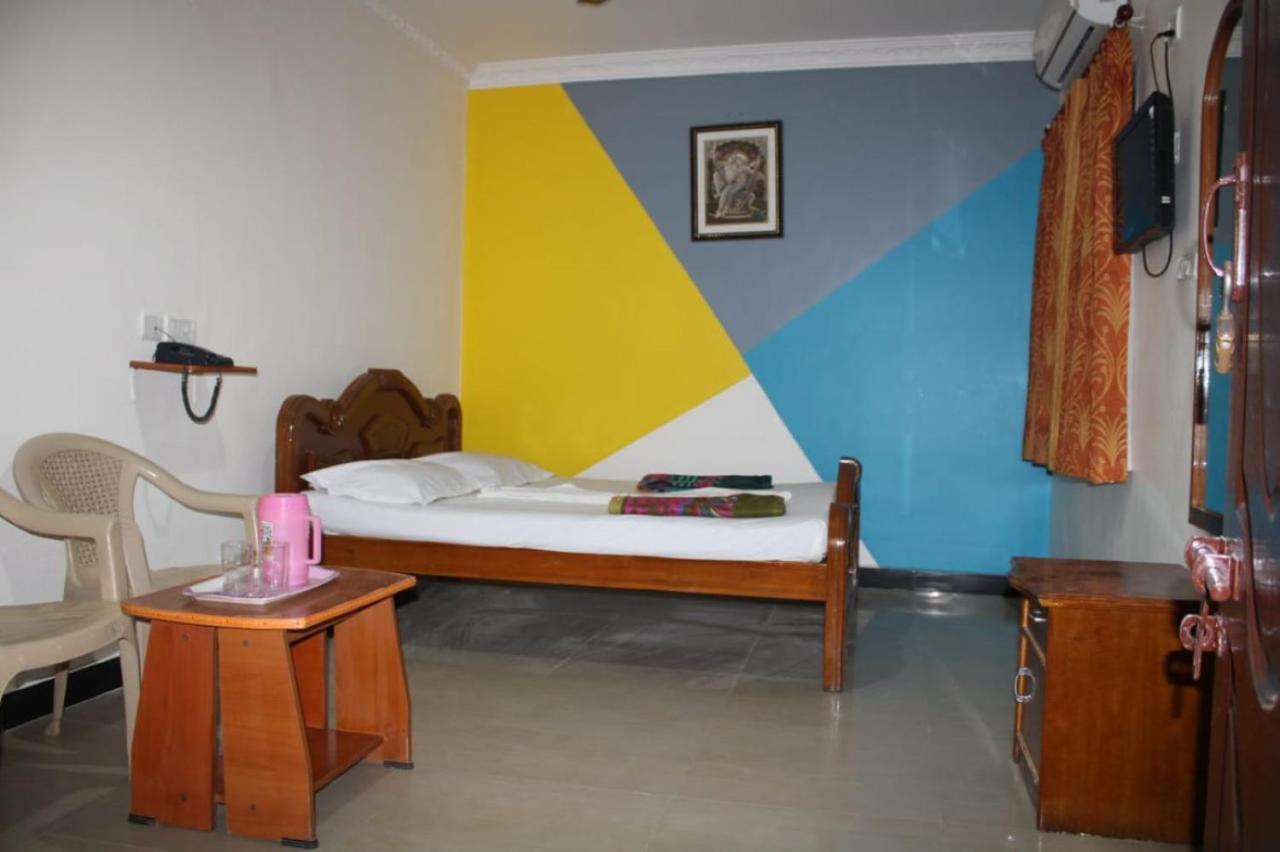 Hotel Sudhiksha Deluxe Rameshwaram Ngoại thất bức ảnh